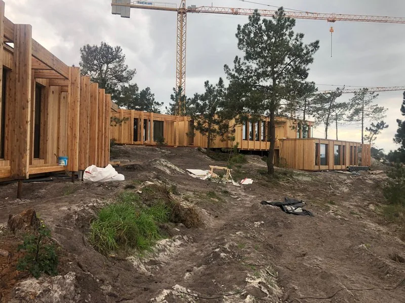 Edificio residenziale su fondazioni a pali a vite